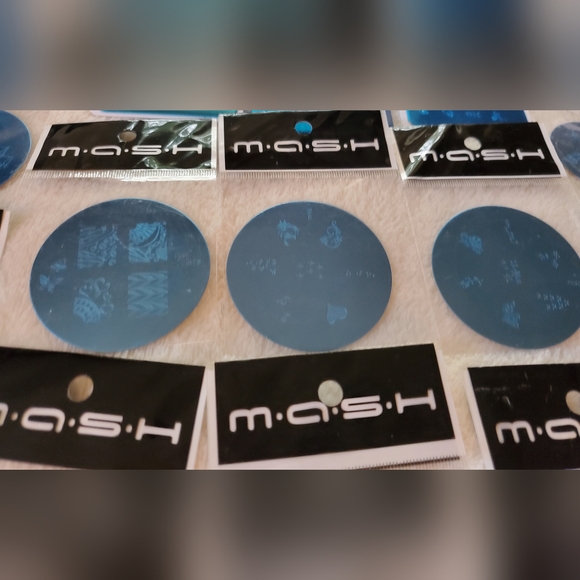 NEW - Bundle of 15 - Nail Art Stamping Plates + Stickers - Picture 3 of 11